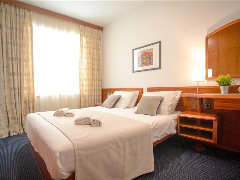 Hotel Komodor Dubrovnik Bagian luar foto