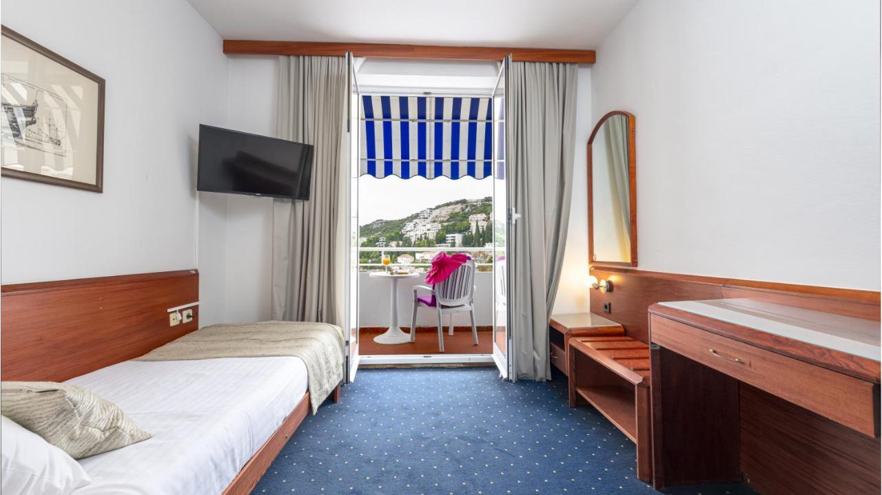Hotel Komodor Dubrovnik Bagian luar foto